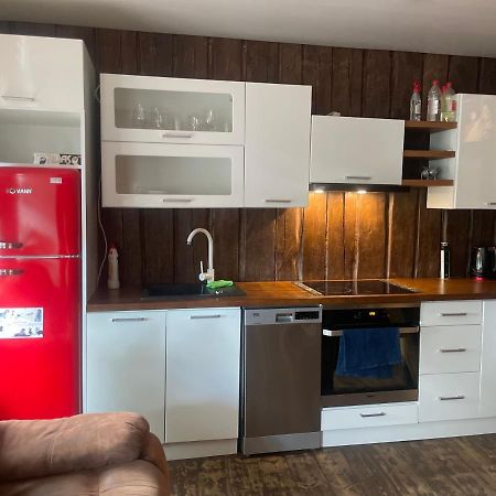 Terassiga Korter Pärnu Exterior foto
